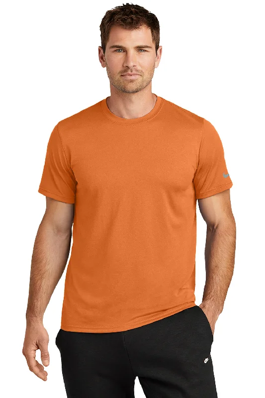 Nike Mens rLegend Dri-Fit Moisture Wicking Short Sleeve Crewneck T-Shirt - Desert Orange