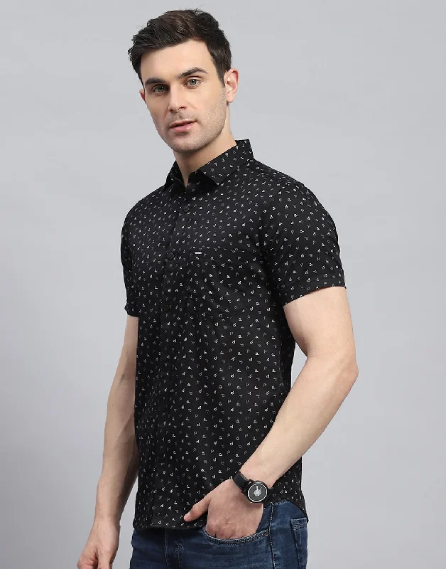 Men Black Printed Spread Collar Half Sleeve Shirt