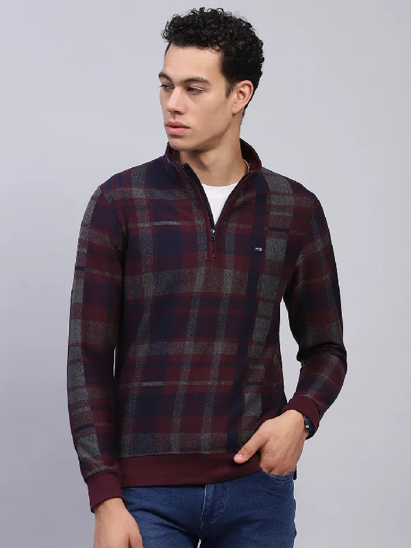 Men Maroon Check Mock Neck Full Sleeve Winter T-Shirt